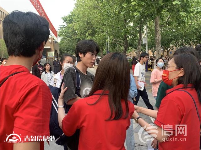 直擊高考：數(shù)學(xué)考試結(jié)束 老師建議考過了就不要去想了