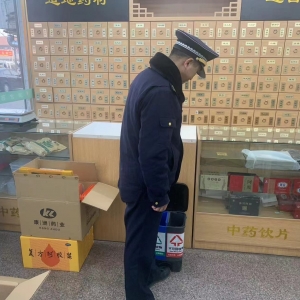 南村執(zhí)法中隊持續(xù)深入推進垃圾分類！