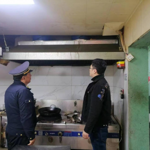 開發(fā)區(qū)中隊黨支部：嚴抓餐飲油煙治理，為大氣質(zhì)量保駕護航 ...