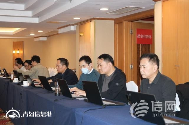 信網(wǎng)探班提案組：肩負委員重托 他們默默付出