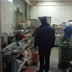 李園街道綜合行政執(zhí)法中隊：管好“煙火氣” 讓“年味兒”更“凈”一步 ...