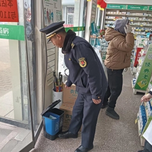 南村執(zhí)法中隊(duì)加強(qiáng)節(jié)前垃圾分類執(zhí)法宣傳！