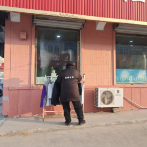 集中清理沿街晾曬，精準(zhǔn)提升城鎮(zhèn)文明形象！