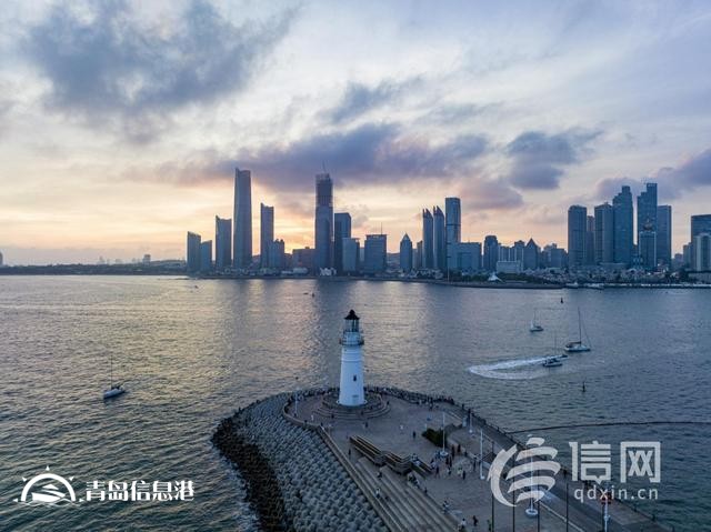 大抓工業(yè)化鮮明導向 青島為新年首要任務(wù)“點題”