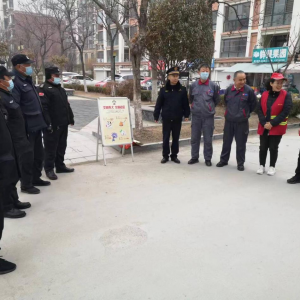 與萌寵隨行，與文明相伴 開發(fā)區(qū)中隊(duì)黨支部開展文明養(yǎng)犬宣傳活動(dòng) ...