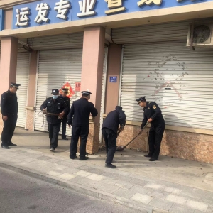 執(zhí)法+信用清理建筑垃圾 營(yíng)造整潔環(huán)境