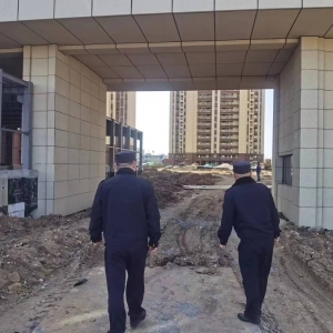 同和執(zhí)法中隊(duì)：“關(guān)注工地環(huán)保，建筑工地?fù)P塵治理”