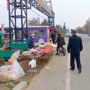 占道經(jīng)營不可取，讓出道路享文明