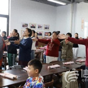 金家?guī)X街道康城社區(qū)舉辦絨花制作活動(dòng) 體驗(yàn)非遺技藝