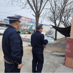 云山中隊：開展沿街晾曬集中整治行動！