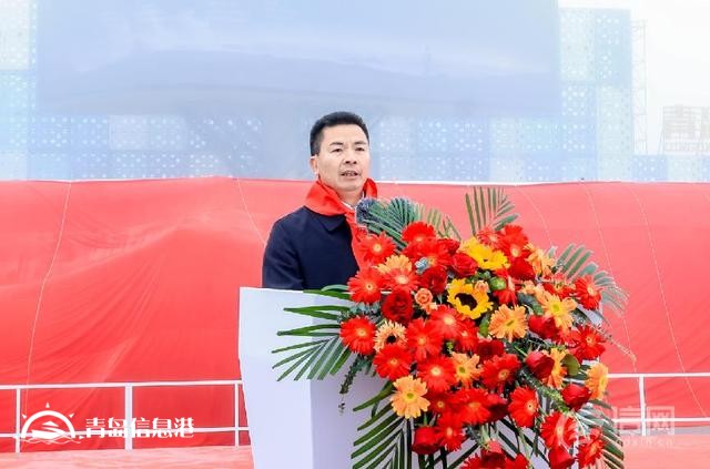 “大國(guó)重器”社會(huì)課堂 愛國(guó)主義教育航天展在青島金沙灘啤酒城開幕
