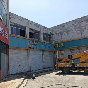 奏響城市整潔樂(lè)章 讓違規(guī)廣告牌無(wú)處遁形