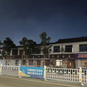 故障路燈急修復(fù)，點亮南村平安路