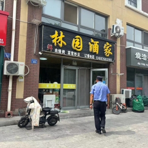 同和執(zhí)法中隊(duì)：“信用+執(zhí)法”巡查餐飲油煙