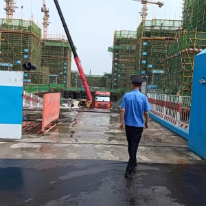李園街道綜合行政執(zhí)法中隊(duì)：“三個(gè)到位”讓渣土管理工作更細(xì)、更實(shí) ...