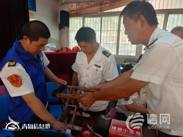 政協(xié)委員聯(lián)合信新相映走進(jìn)社區(qū) 開(kāi)展便民惠民服務(wù)大集