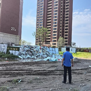 多渠道開展建筑垃圾查處行動 還居民碧海藍(lán)天