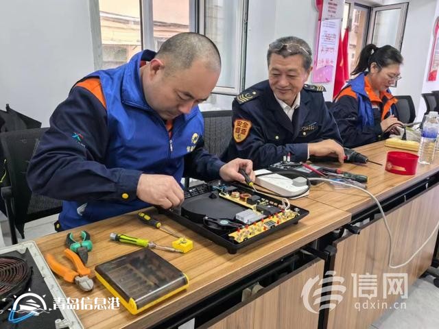 信新相映走進唐山路社區(qū) 穿馬扎志愿者手把手給新成員傳授經(jīng)驗