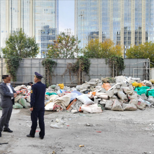 鳳臺(tái)執(zhí)法中隊(duì)：加強(qiáng)建筑垃圾管理，守護(hù)城市環(huán)境