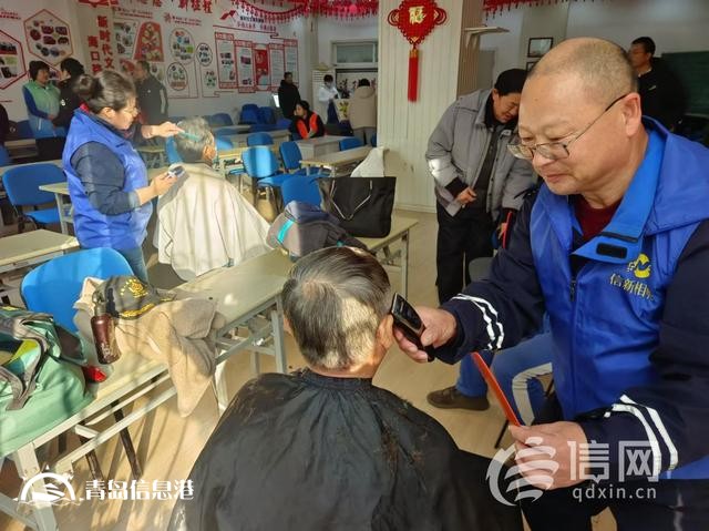 信新相映走進(jìn)海口路社區(qū) 磨刀工具再升級(jí)便民效率大提升