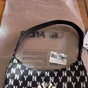 客戶(hù)懷疑在拍拍二手買(mǎi)到假M(fèi)LB 京東稱(chēng)可將商品寄回檢測(cè)