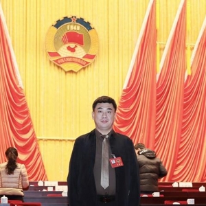青島市政協(xié)委員李斌：提升各類新媒體短視頻平臺文化品質(zhì)與內(nèi)容質(zhì)量