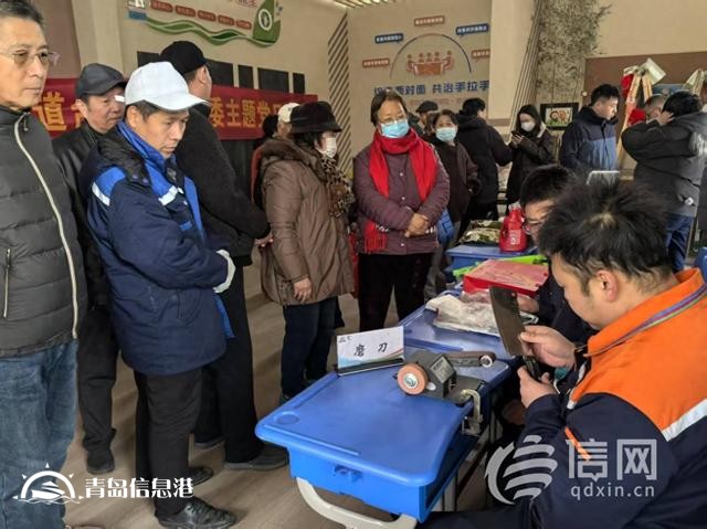 ?臺(tái)柳路社區(qū)開(kāi)展“紅柳情”便民小專場(chǎng)活動(dòng) 磨刀服務(wù)又添“新”力