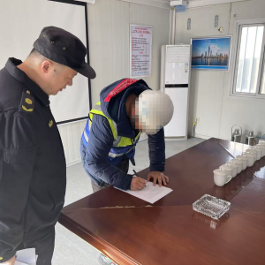平度市東閣街道執(zhí)法中隊“硬招”出手，多舉措治理揚塵