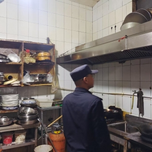 同和中隊：“信用+執(zhí)法”守護城市“煙火氣”， 凈化餐飲“油煙味” ...