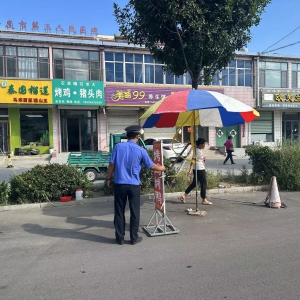 店子中隊(duì)--整治清理小廣告 共創(chuàng)文明好環(huán)境